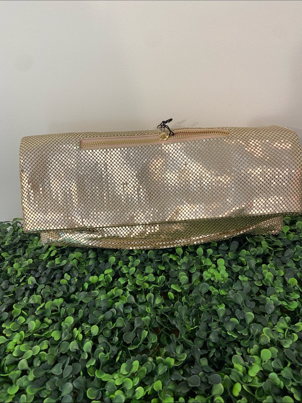 Olga Berg Gold Metallic Fold-Over Clutch - Picture 6 of 8
